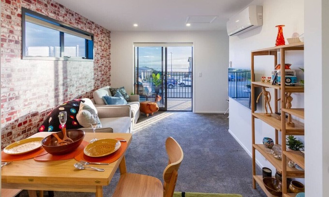Christchurch Casa | Okioki - Seaside Escape