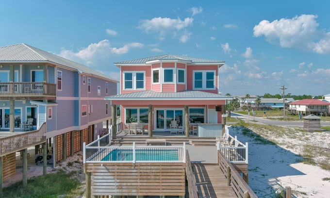 Gulf Shores Casa | Ola Vista Game Room/Pool/Theater close to heart of Gulf Shores FREE Activities and Golf