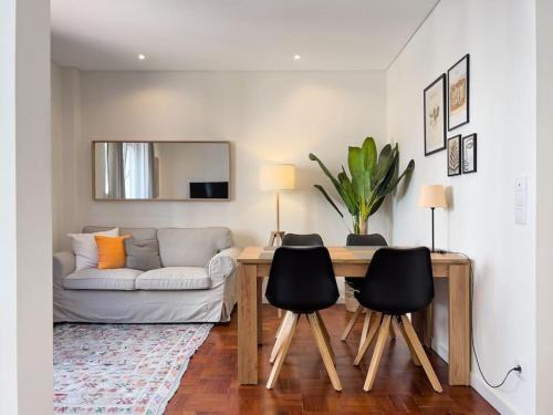 Beato Apartamento | Olaias Lisbon 2 bed near Metro 2