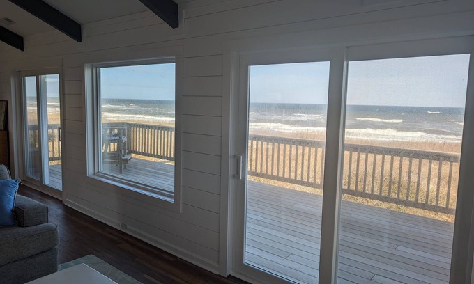Duck Cabaña | Old Bay Hideaway Oceanfront New Ownership and updated 2024