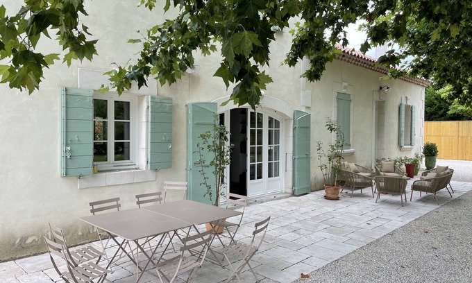 Saint-Andiol Otro | Old farmhouse with swimming pool