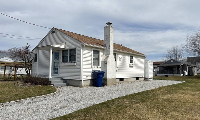 Old Lyme Cabaña | Old Lyme Shore Rental