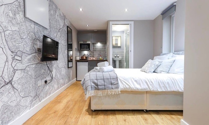 Bristol Condominio | Old Market Studio's- No 1
