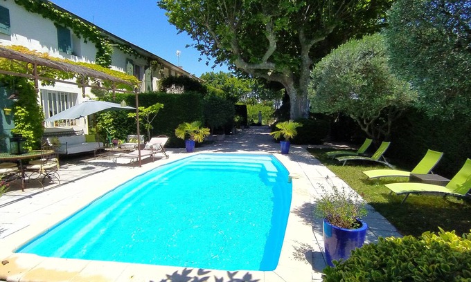 Cabannes Cabaña | Antigua casa de campo en la Provenza con piscina