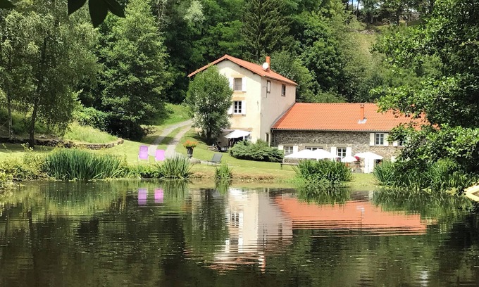 Saint-Paulien Cabaña | Antiguo molino, estanque privado, piscina climatizada