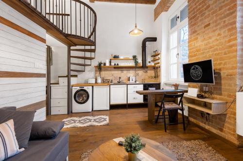 Savamala Apartamento | Old Port Riverside Apartments in City Center
