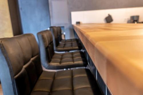 Rathaus Wattenscheid Apartamento | Old Pub in New Design for up to 12 people