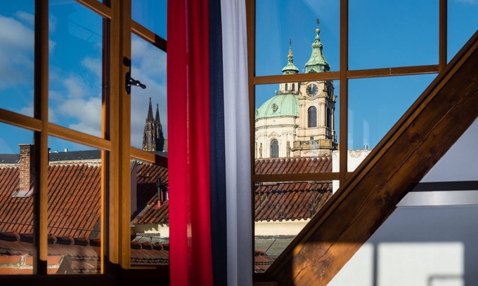 Mala Strana Hotel | Old Royal Post Boutique Hotel & Premium Suites