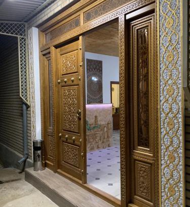 Bukhara Casa | Old Safari Golden Location Guest house with Laundry Service
