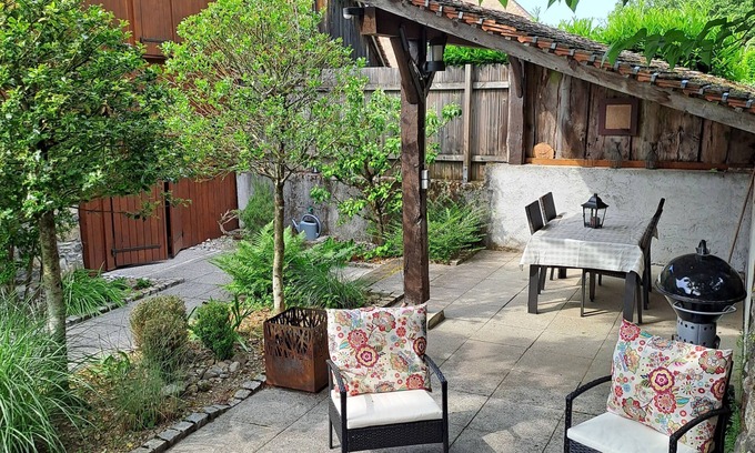 Chevenoz Apartamento | Old Savoy farmhouse, very quiet