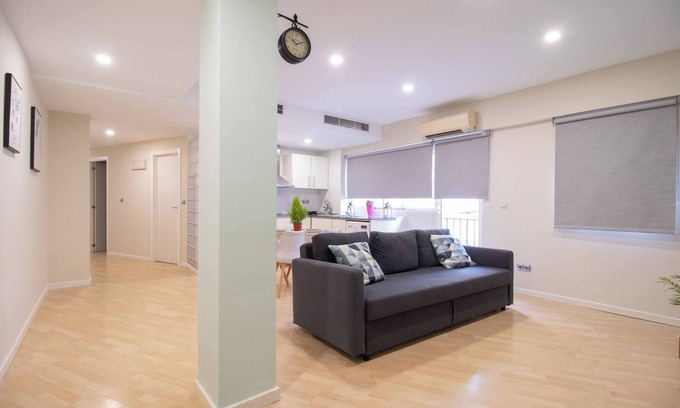 Barrio del Carmen Apartamento | Old Town by Concept Flats