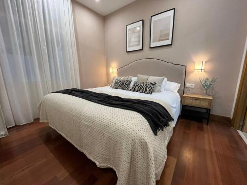 Casco Viejo Apartamento | Old Town Core next to Plaza Nueva