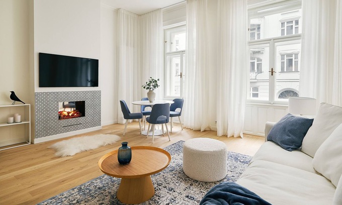 Josefov Apartamento | Old Town luxury apartment/Sauna/Bathtub/AC/Fireplace