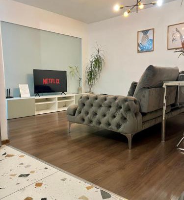 Targoviste Apartamento | Old Town View- UltraCentral Apartment