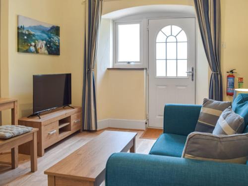 Llanfynydd Casa | Olive Blossom - Uk47134