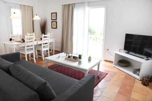 Panormos Casa | Olive garden house