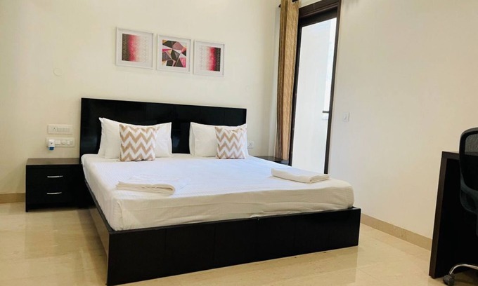 DLF City Apartamento | Olive Studio Cybercity | Lift, Balcony, Mg Road