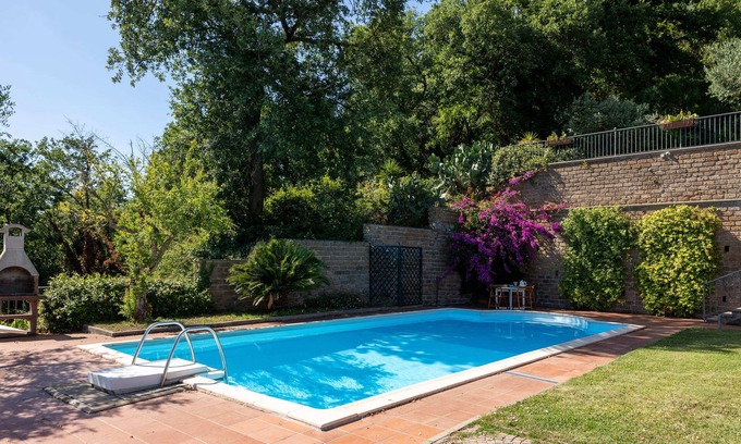 Lake Bracciano Villa | Olivetello - Tres Habitaciones Villa, Capacidad 7