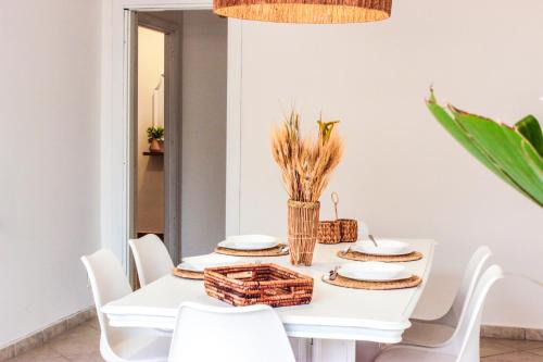 Aspra Casa | Oltremare Suite N37 Villa fronte mare con spa privata giardino vista panoramica e wifi gratuito