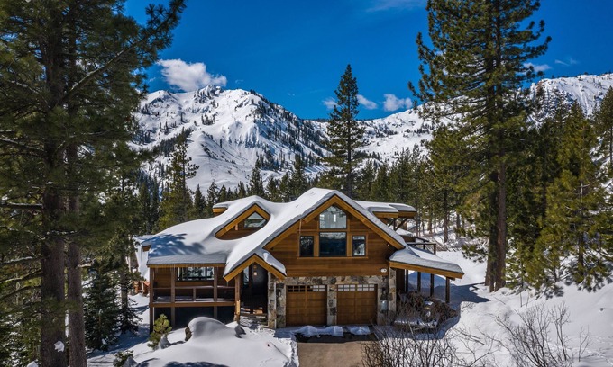 Olympic Valley Casa | Olympic Valley Mountain Oasis - Palisades Tahoe