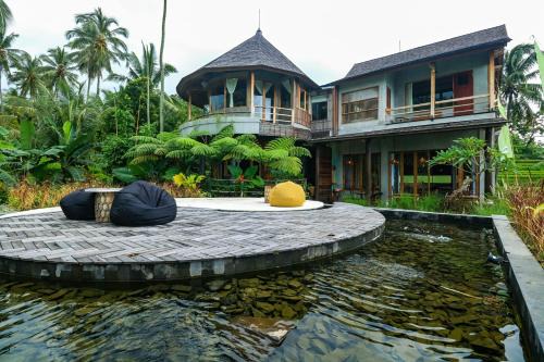 Sukasada Cama Y Desayuno | OMantra Home Bali