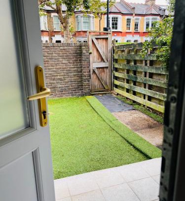 Walworth Casa | Omega