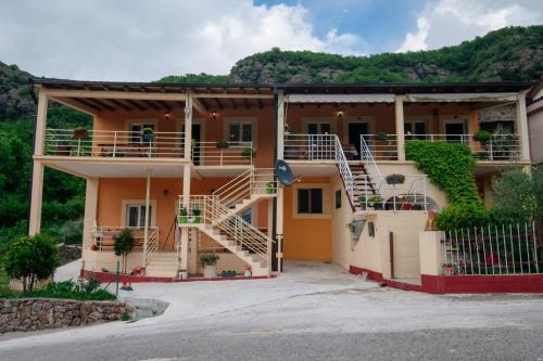 Karuc Apartamento | Omni S Apartments
