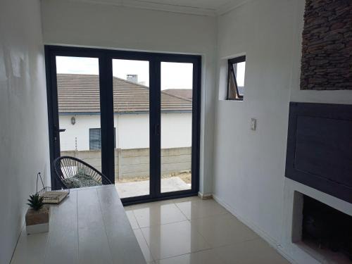 Trawal Casa | On 36 Neethlingshof