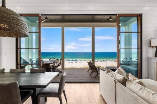 Sunnyside Casa | On Deck