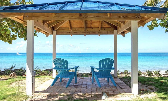 Estate Frenchman Bay Apartamento | On Limetree Beach, Seclusion & Relaxation, Charlotte Amalie, Fort Christian