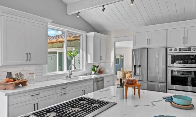 Quail Lodge Casa | On Quail Golf Course- Perfect for Car Show- 4-Bed- 4.5 Bath