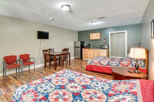 Briceville Apartamento | On-Site Hiking and ATV Trails Briceville Studio