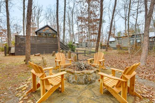 Monteagle Casa | On-Site Trails and Furnished Deck Monteagle Escape!