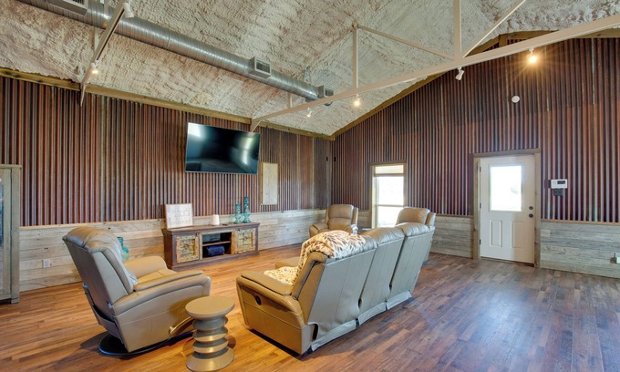Kemp Apartamento | On Spacious Ranch: Quiet Kaufman Studio Cabin!