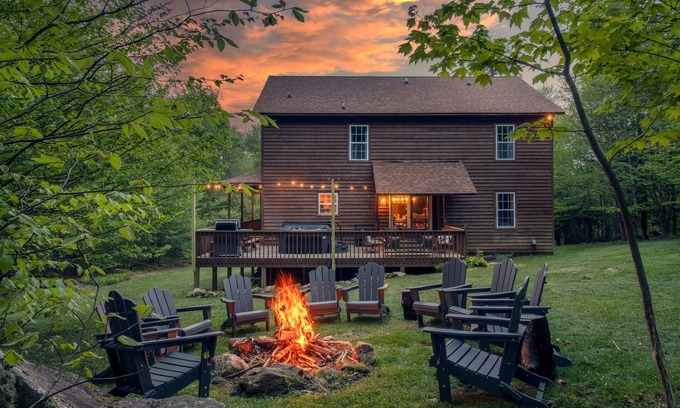 Sugar Mountain Cabina | On Sugar Mountain Ski/Hike/Bike, Hot tub, fire pit
