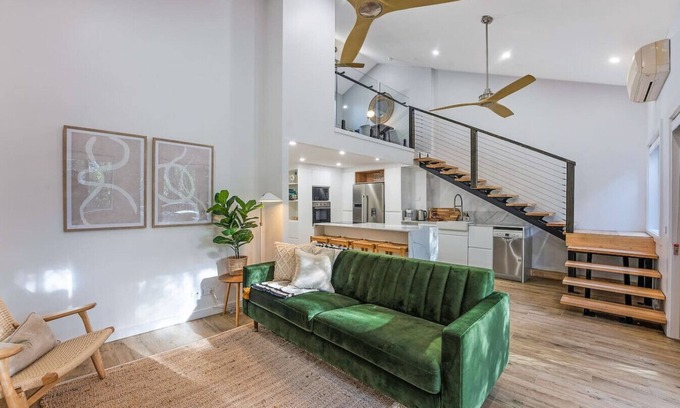 Grange Apartamento | On the Brook - Private 2 bed + loft and pool