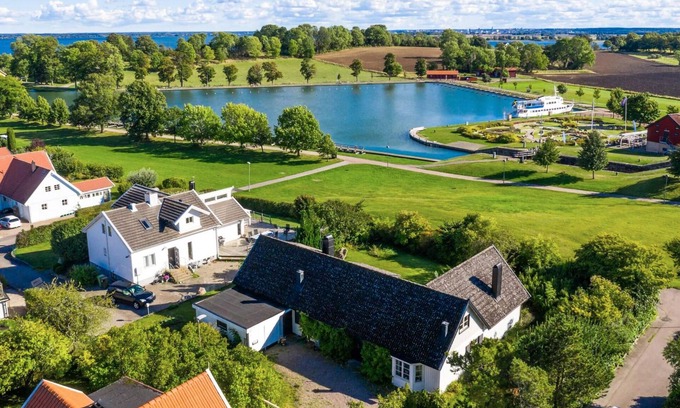 Vreta Kloster Casa | Alojamiento de 4 habitaciones en Vreta Kloster