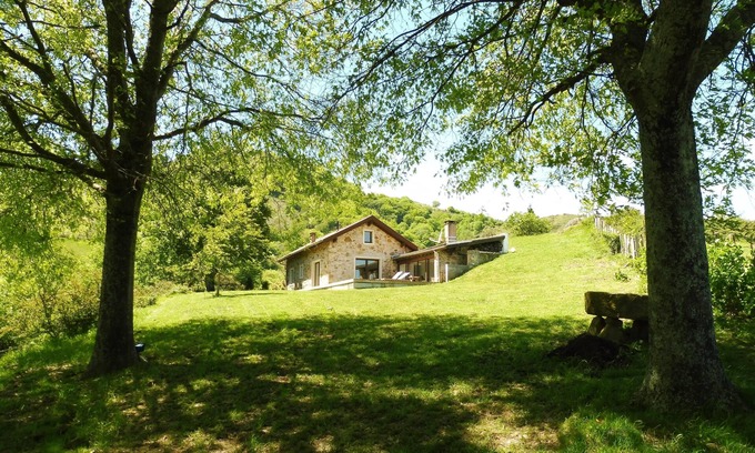 Itxassou Casa | En las crestas de la montaña Mondarrain