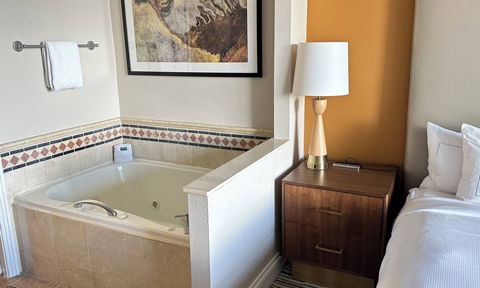 Enterprise Apartamento | One bedroom 2beds suite in Las Vegas Next to Las Vegas Festival grounds