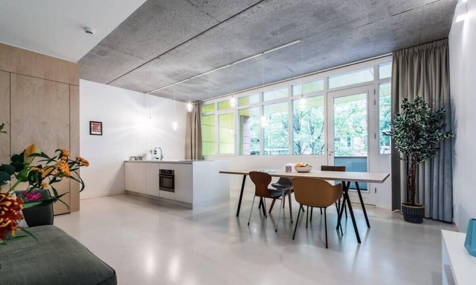 Westpoort Apartamento | One-bedroom apartment with balcony