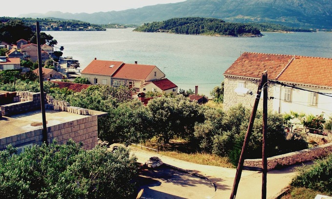 Vela Glavica Apartamento | Apartamento de una habitación con balcón y vista al mar Lumbarda, Korcula (A-12839-a)