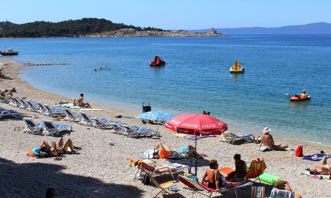Bidol Apartamento | One bedroom apartment with balcony and sea view Makarska (A-11418-a)