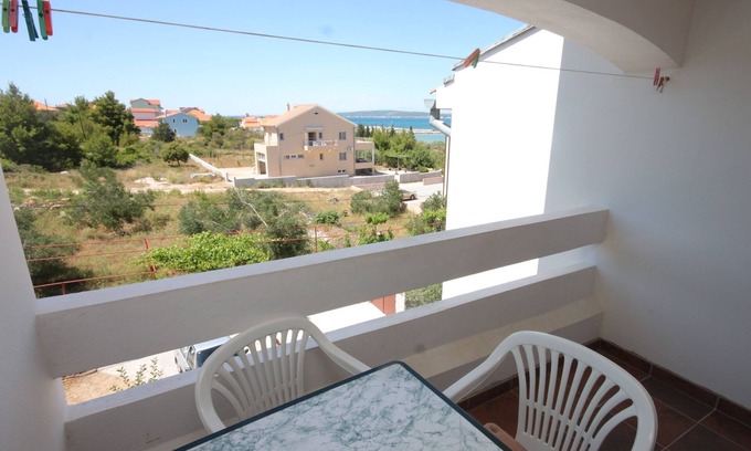 Dobropoljana Apartamento | Apartamento de una habitación con balcón y vista al mar Dobropoljana, Pasman (A-8198-a)