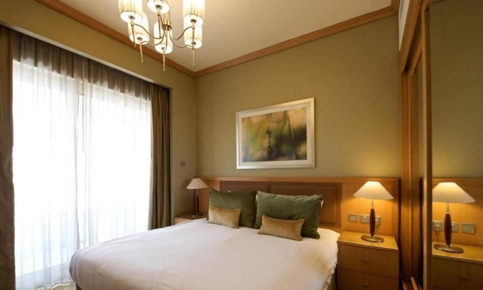 Beach & Coast Apartamento | One Bedroom Apartment Near Al Khan Super Market By Luxury Bookings