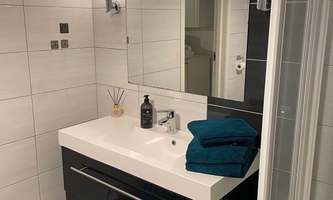 Porsgrunn Apartamento | One Bedroom Apartment - Centrally located!