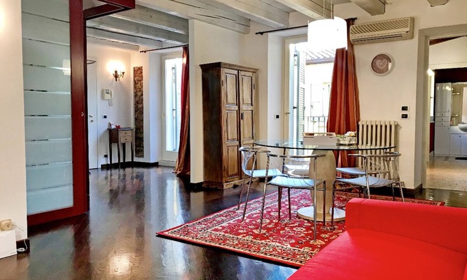 Citta Antica Apartamento | One Bedroom Apartment with Balcony at via Noris 6