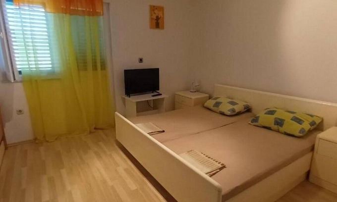 Zaton Apartamento | One bedroom apartment with balcony and sea view Zaton, Krka (A-24448-c)