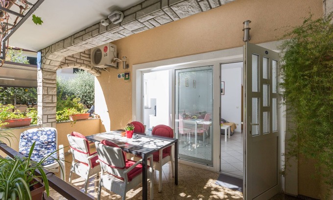 Porec Apartamento | Apartamento de una habitación con una terraza Porec (A-2216-c)