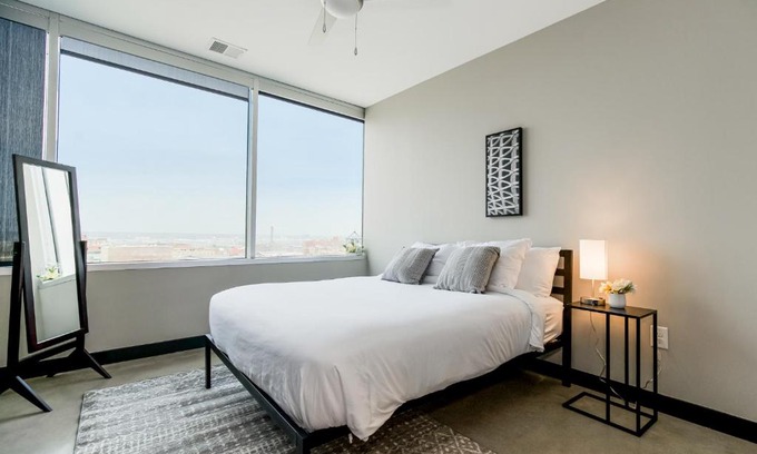 Downtown Kansas City Apartamento | One Bedroom Charming Condo in the Heart of Downtown Kansas 701
