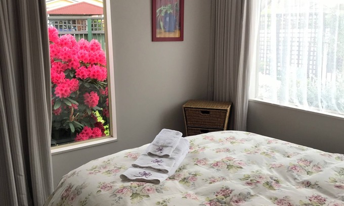 Invercargill Cabaña | One Bedroom Cottage, Central to CBD, Park, Airport